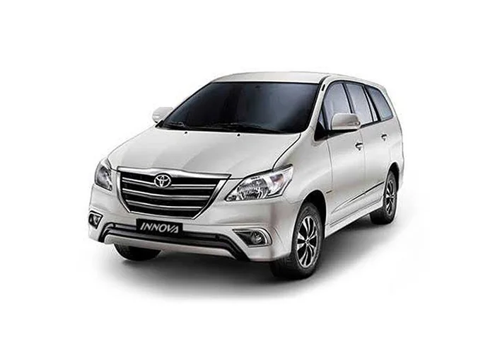 Toyota Innova Car Rental in Coimbatore – Comfortable 8 Seater SUV for outstation and local trips