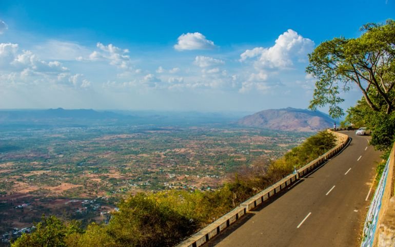 Coimbatore to Yelagiri tour package cab travel with sightseeing